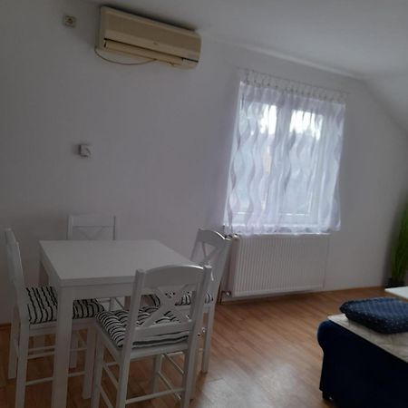 Apartman Giovanni Arandjelovac Exterior foto