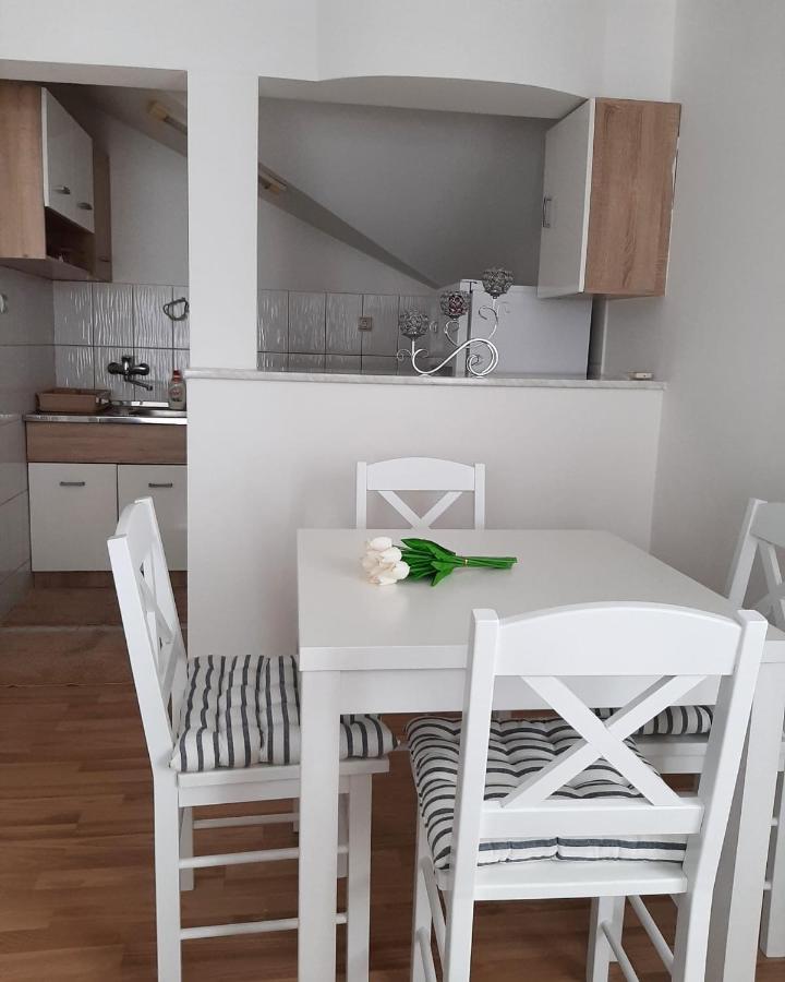 Apartman Giovanni Arandjelovac Exterior foto